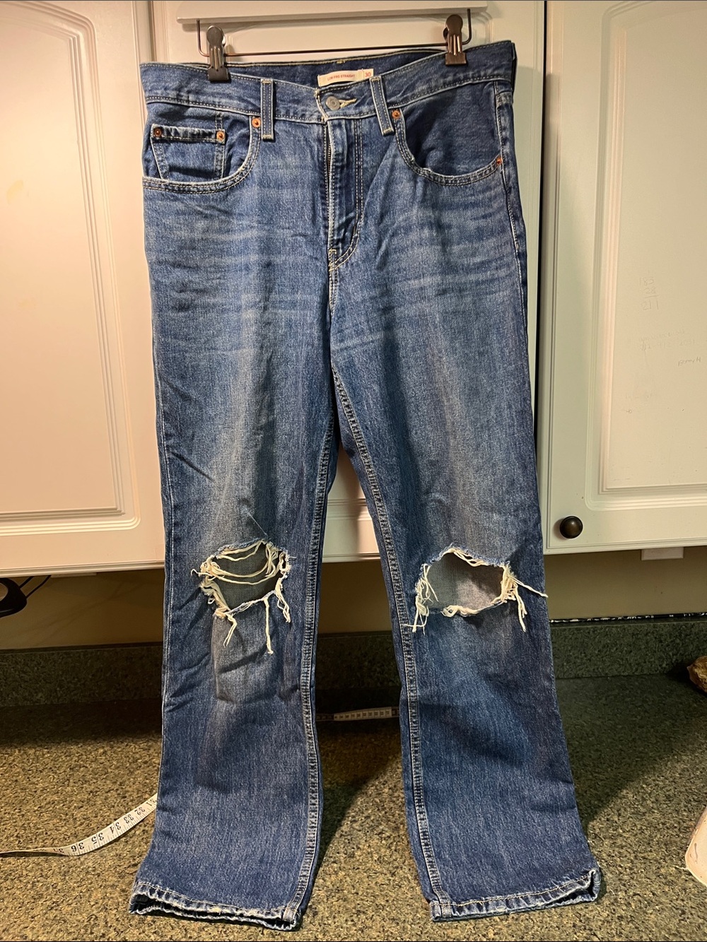 Levi's Low Pro Straight Med Wash Straight-Leg Jeans